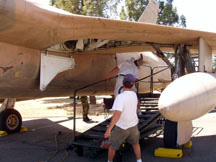 Wahleithners prepping the F-105.